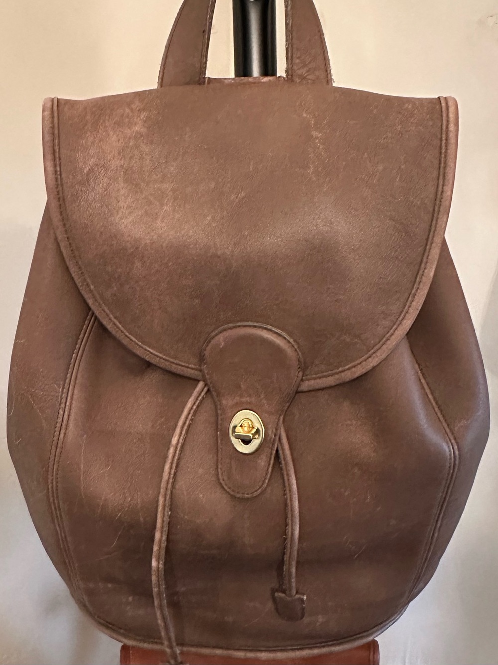 COACH  large Elegant Brown Leather Backpack with Gold-Tone Turn Lock # 9943.